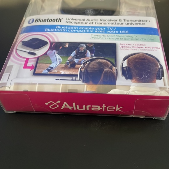 Bluetooth Audio Receiver / Transmitter with Detached Cable | Bluetooth 5 | 50 ft - Picture 5 of 5